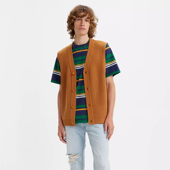 Levi’s RINCON BUTTON DOWN VEST . - Picture 3 of 6